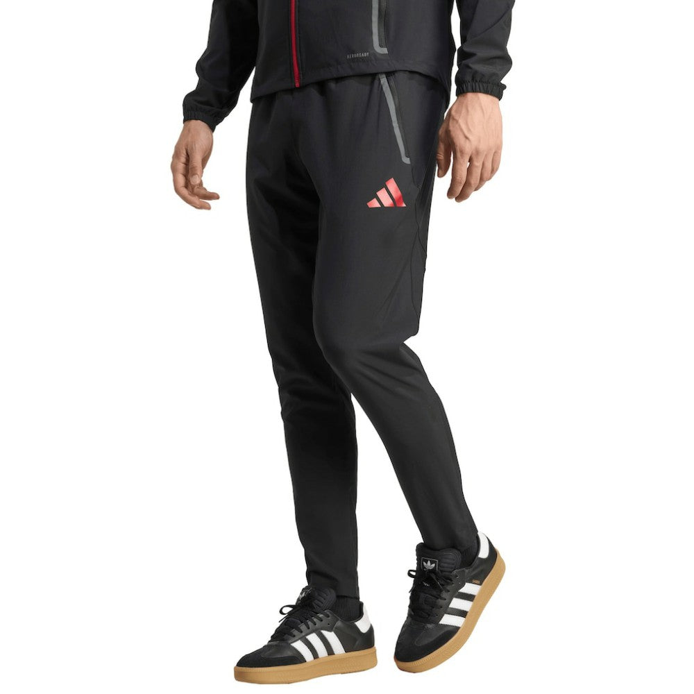 Liverpool 2025/26 Tiro Vis Tech Travel Pants Discount - Black 