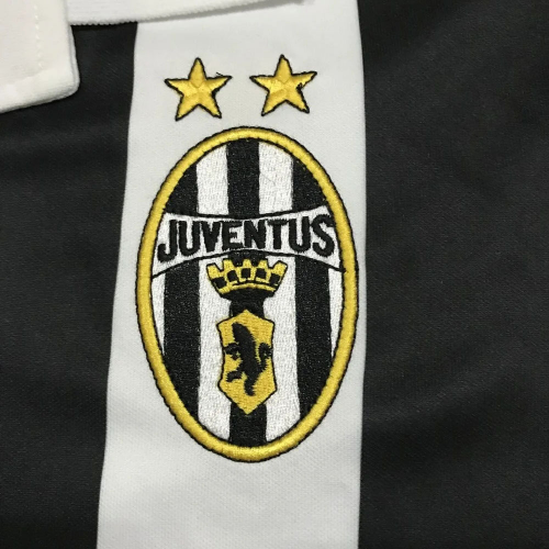 Retro Juventus Home Jersey 1999/00 
