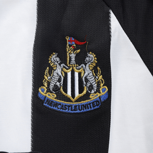 Retro Newcastle United Home Jersey 2005/06 