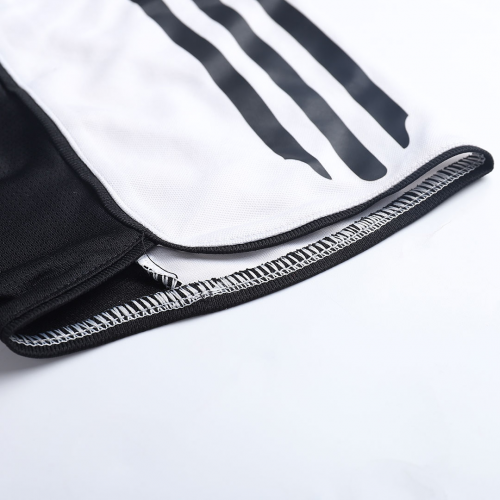 Retro Newcastle United Home Jersey 2005/06 