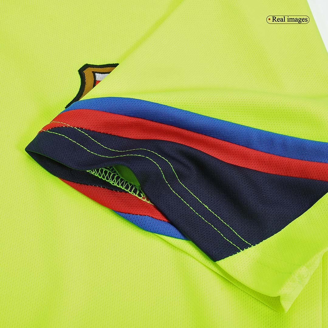 Retro Barcelona Away Jersey 2005/06 
