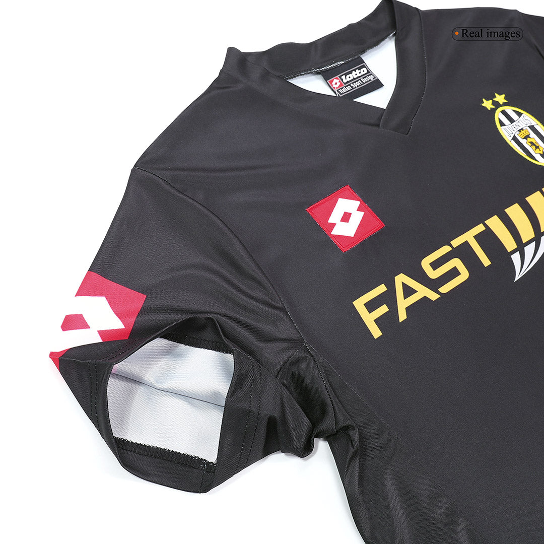 Retro Juventus Away Jersey 2001/02 