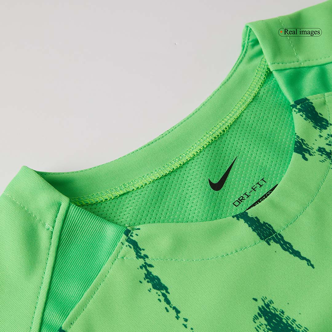 Sporting CP Third 'Verve' Jersey 