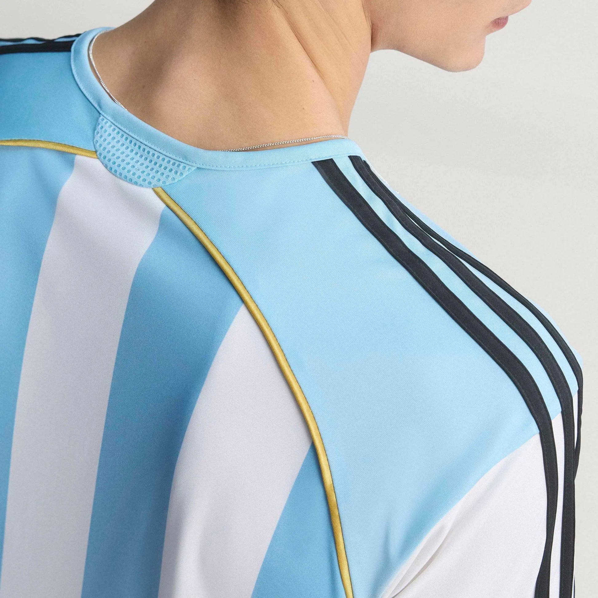 2006 Argentina Men's Retro Stadium Home Soccer Jersey White / Clear Blue 