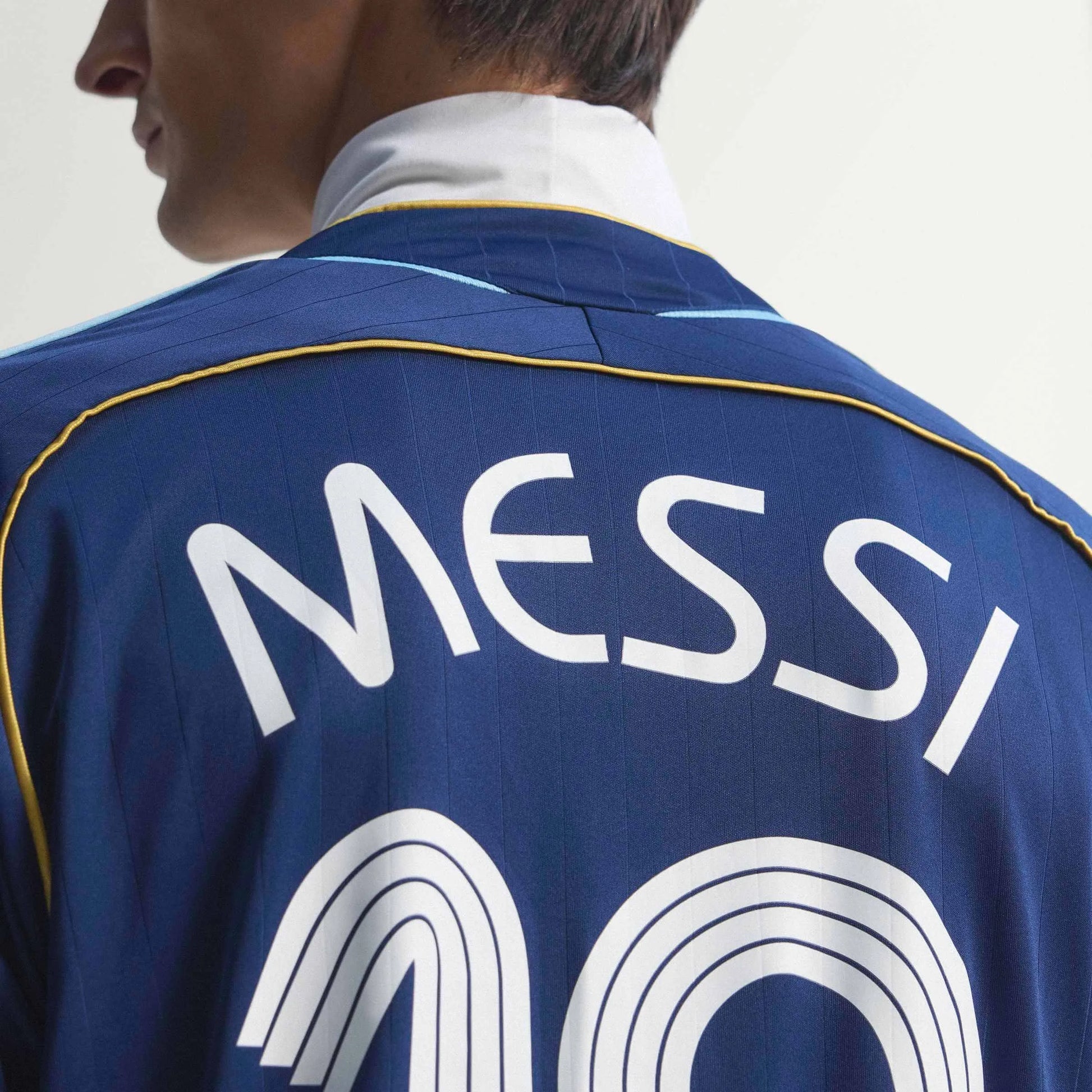 2006 Argentina Men's Retro Stadium Away Messi #19 Soccer Jersey Dark Blue 