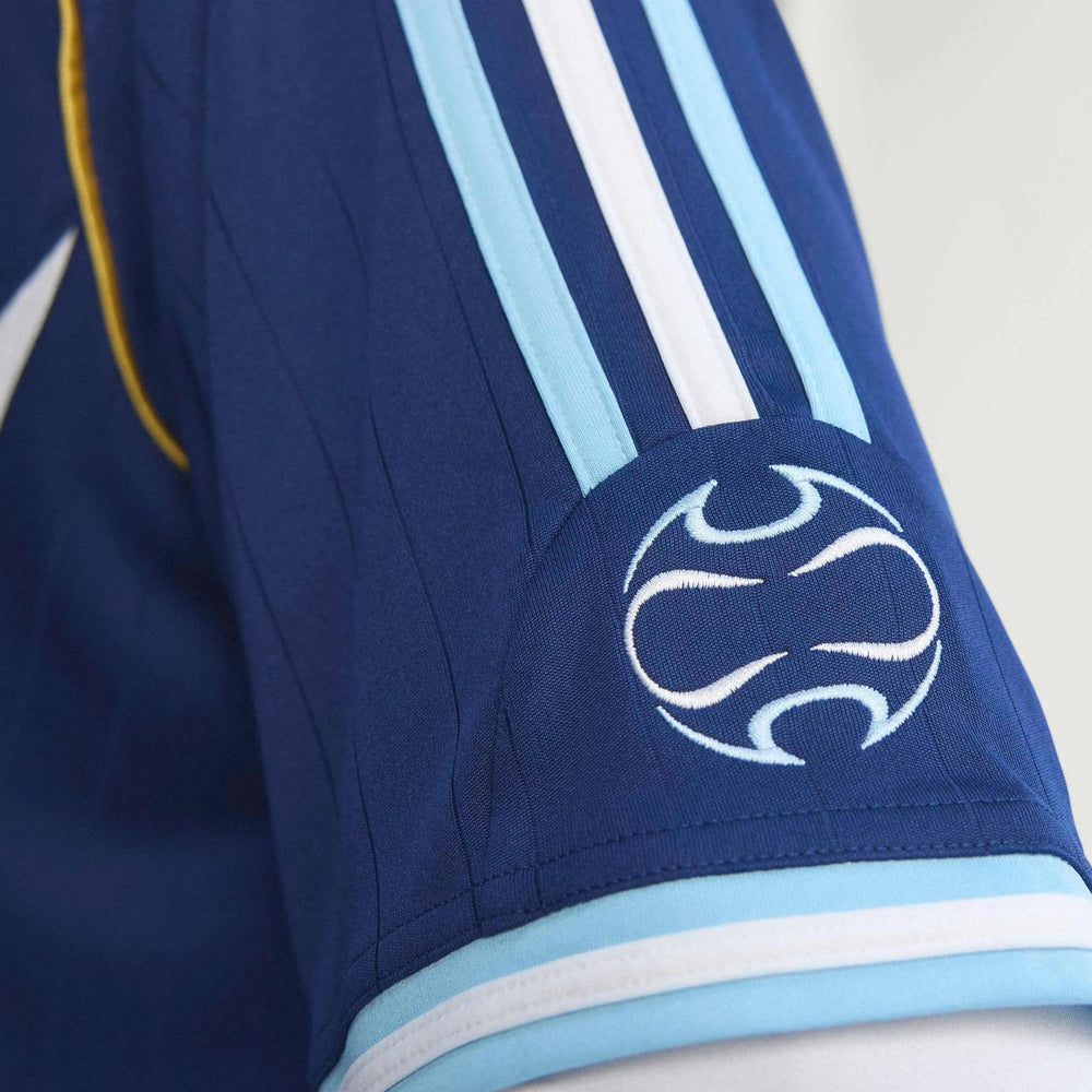 2006 Argentina Men's Retro Stadium Away Messi #19 Soccer Jersey Dark Blue 
