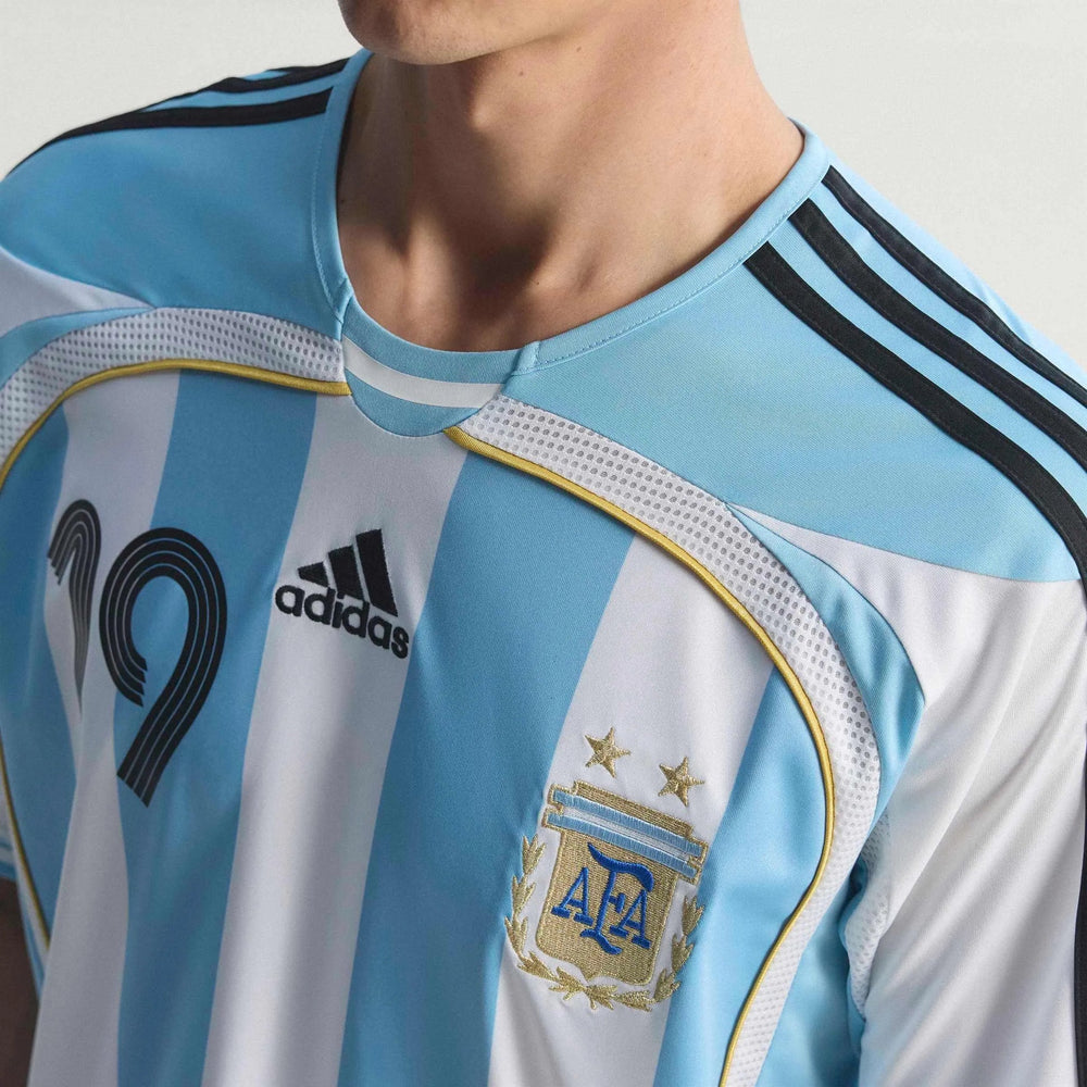 2006 Argentina Men's Retro Stadium Home Messi #19 Soccer Jersey White / Clear Blue 