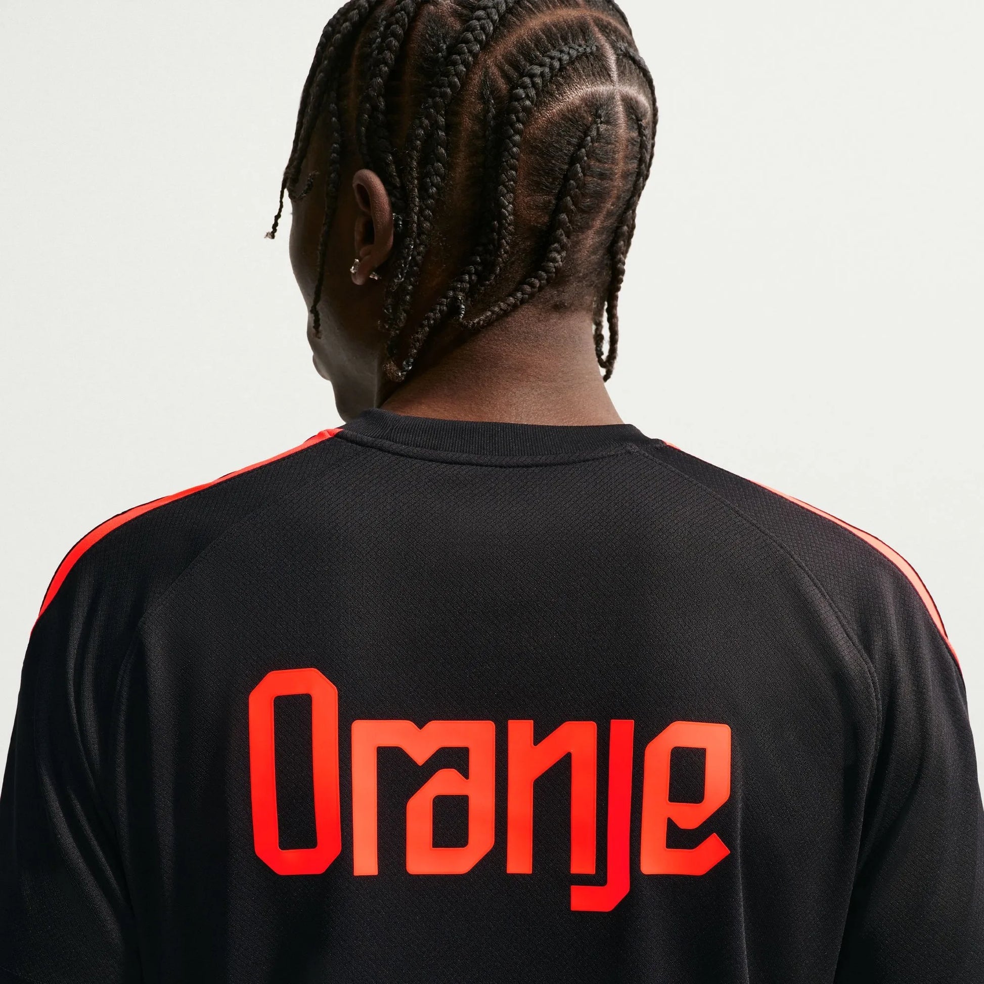 2026-27 Netherlands Men's Strike Top Black/Hyper Crimson/Hyper Crimson 
